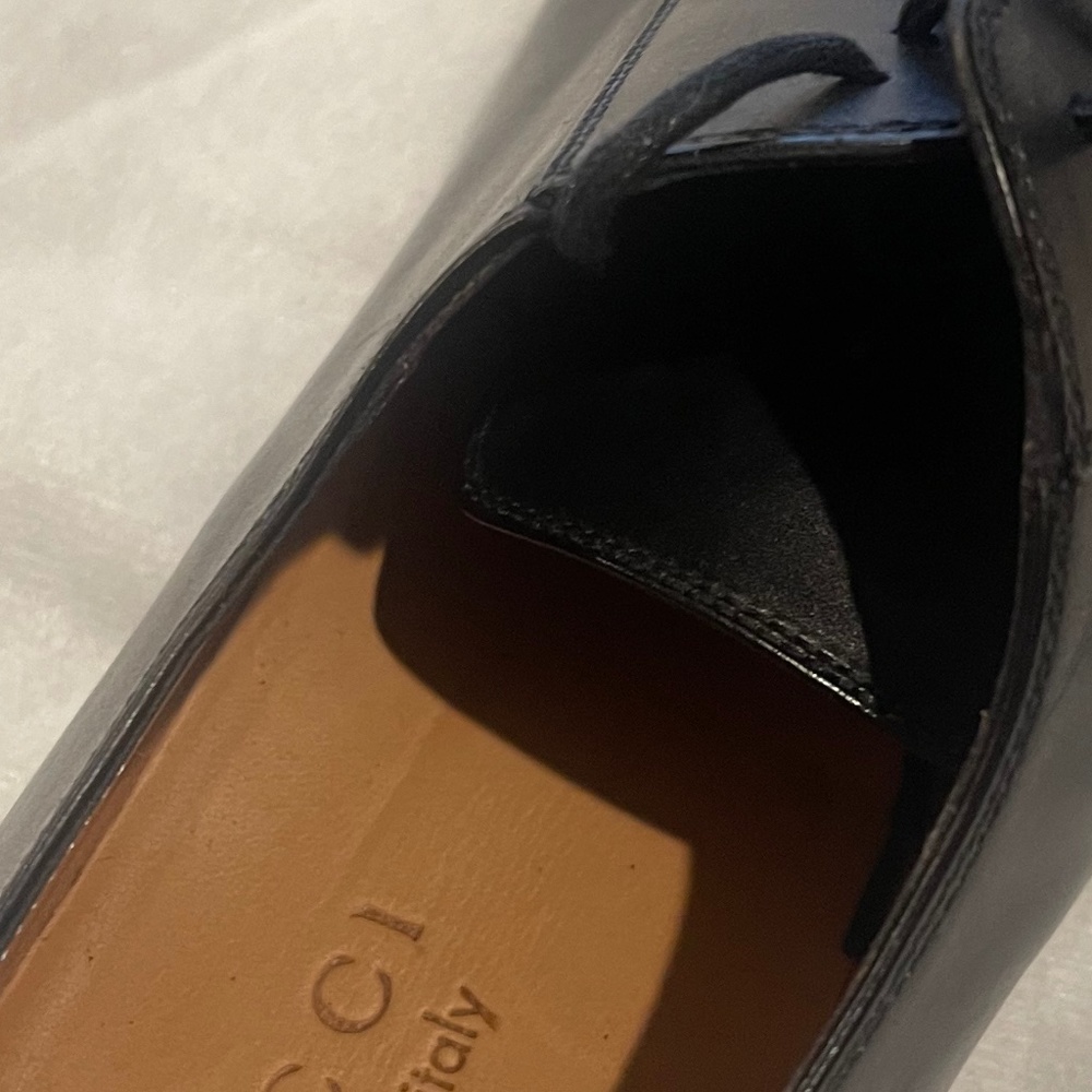 Gucci MENS size 8